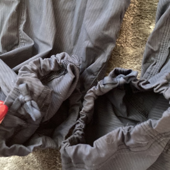 Lululemon Studio Crop - Picture 10 of 14